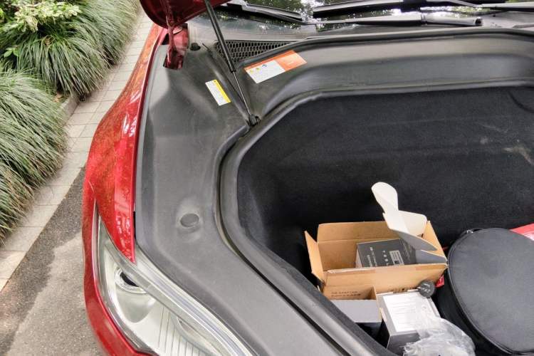 Used Tesla Model S 2015 S 70D Engine Bay Right