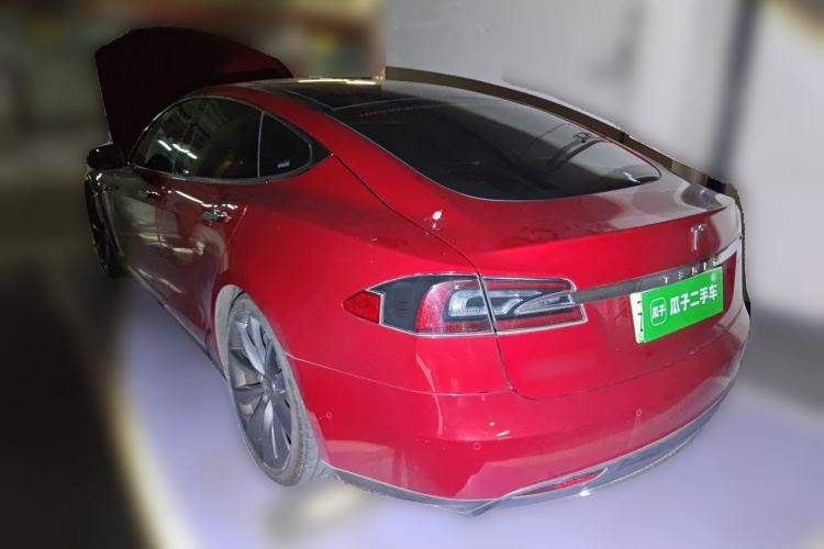 Used Tesla Model S 2015 S 70D Rear Left 45 Deg