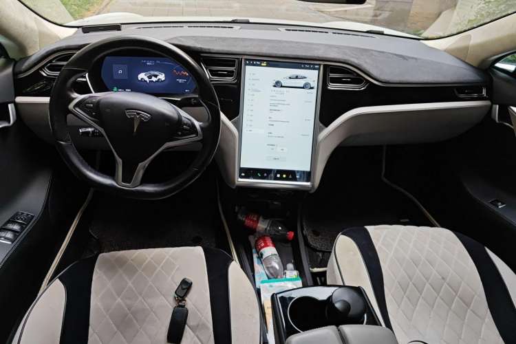 Used Tesla Model S 2015 S 85D Center Console