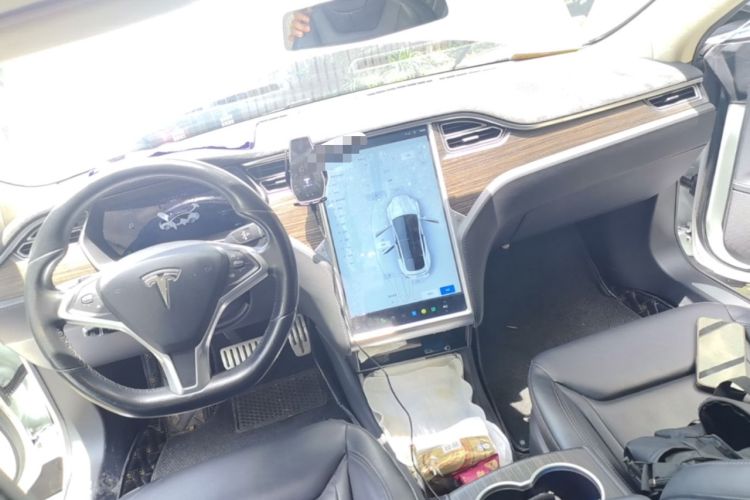 Used Tesla Model S 2015 S P85D Center Console