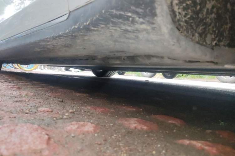 Used Tesla Model S 2015 S 70D Chassis Front Right