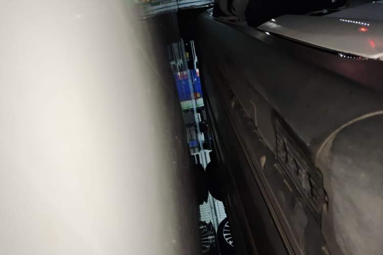 Used Tesla Model S 2015 S 85D Chassis Rear Left