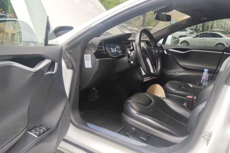 Used Tesla Model S 2015 S 70D Driver Seat