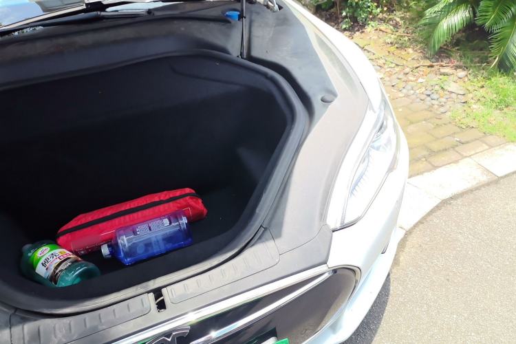 Used Tesla Model S 2015 S P85D Engine Bay Left