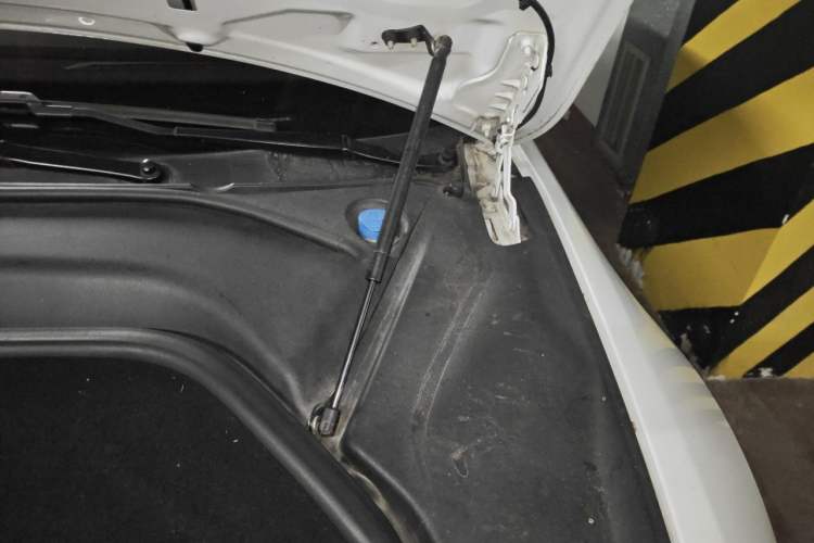 Used Tesla Model S 2015 S 70D Engine Bay Left