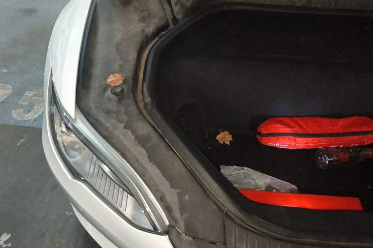 Used Tesla Model S 2015 S 70D Engine Bay Right
