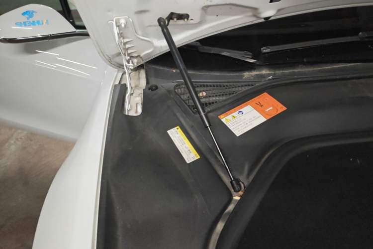 Used Tesla Model S 2015 S 70D Engine Bay Right