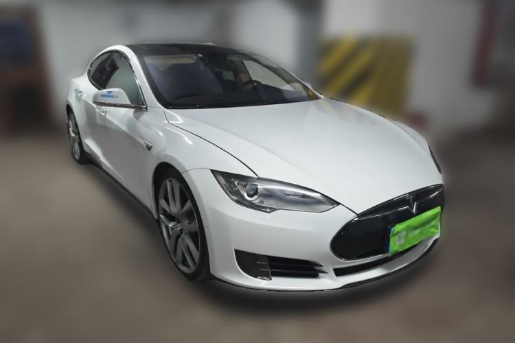 Used Tesla Model S 2015 S 70D Front Right 45 Deg