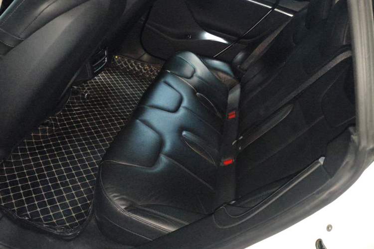Used Tesla Model S 2015 S 70D Left Rear Seat