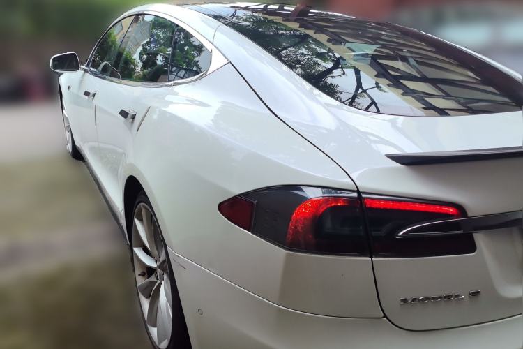 Used Tesla Model S 2015 S P85D Rear Left 45 Deg