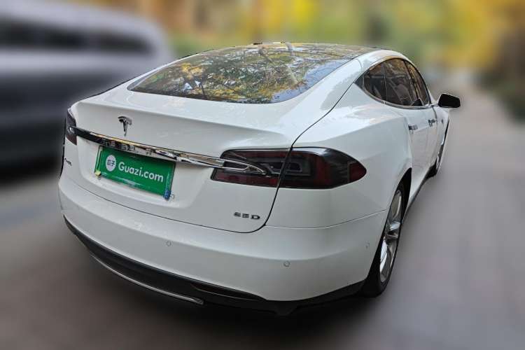 Used Tesla Model S 2015 S 85D Rear Right 45 Deg