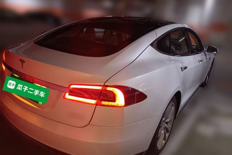 Used Tesla Model S 2015 S P85D Rear Right 45 Deg
