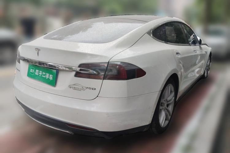 Used Tesla Model S 2015 S 70D Rear Right 45 Deg