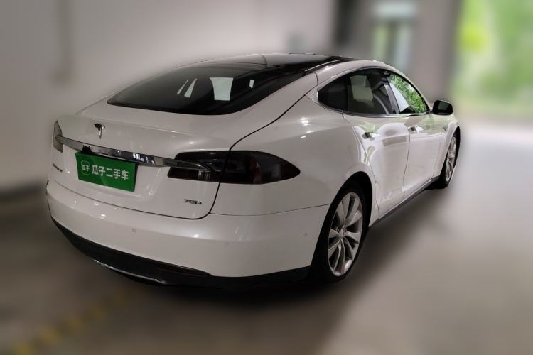Used Tesla Model S 2015 S 70D Rear Right 45 Deg