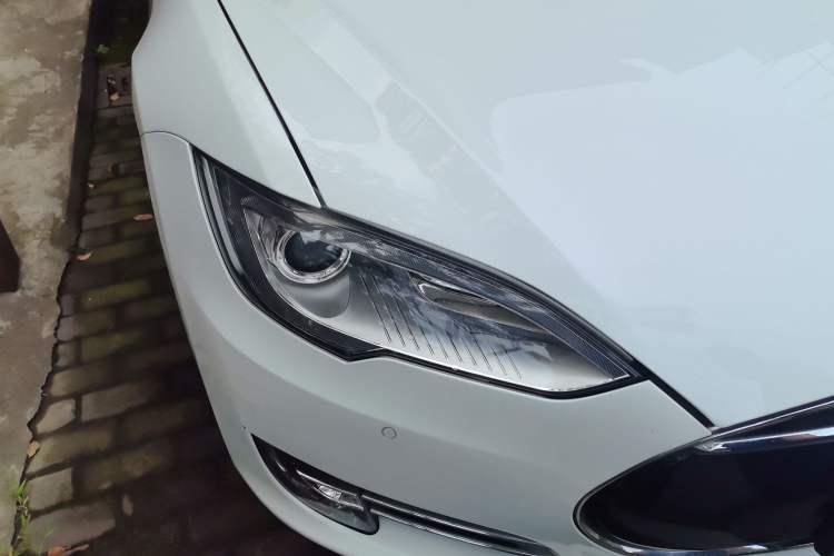 Used Tesla Model S 2015 S P85D Right Front Headlight