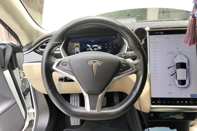 Used Tesla Model S 2015 S 85D Steering Wheel