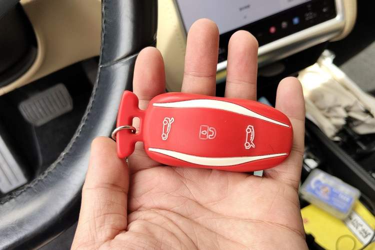 Used Tesla Model S 2015 S 85D Vehicle Key