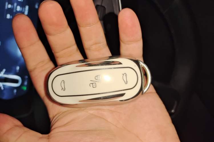 Used Tesla Model S 2015 S 85D Vehicle Key
