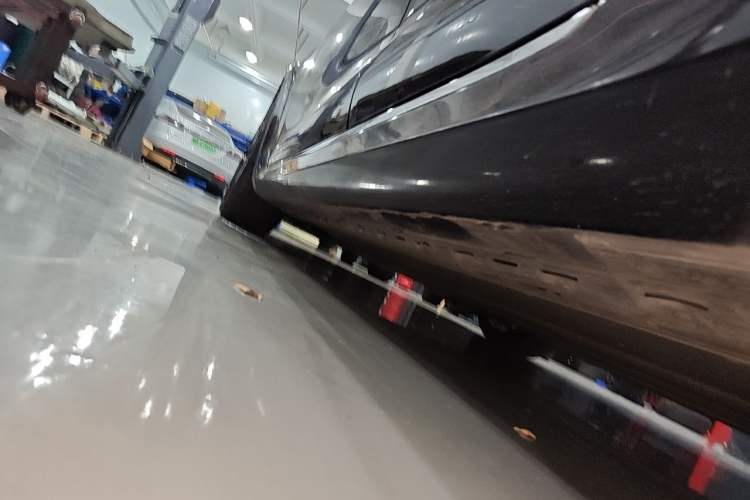 Used Tesla Model S 2016 S 90D Chassis Rear Left