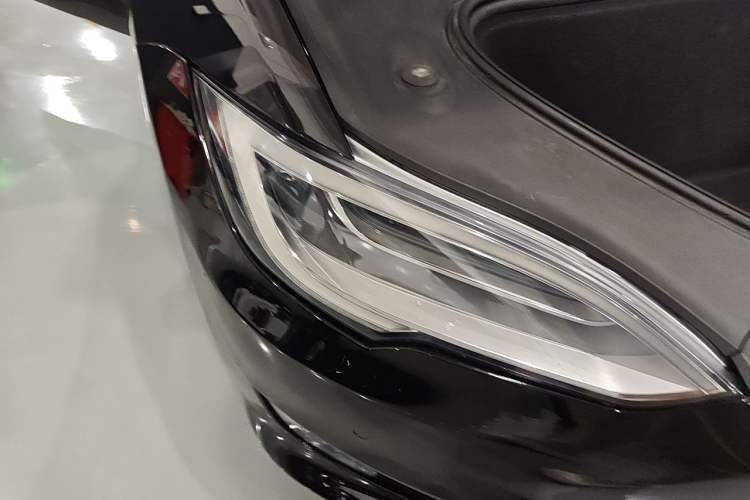 Used Tesla Model S 2016 S 90D Right Front Headlight
