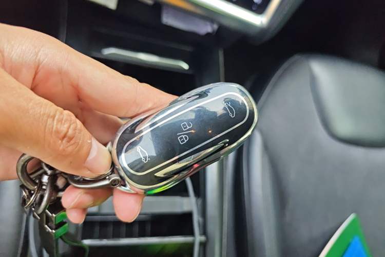 Used Tesla Model S 2016 S 90D Vehicle Key