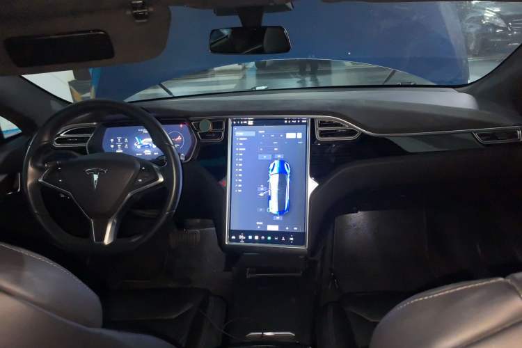 Used Tesla Model S 2016 S 75D Center Console