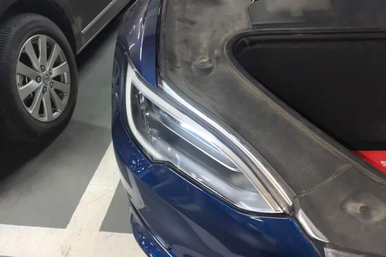 Used Tesla Model S 2016 S 75D Engine Bay Right
