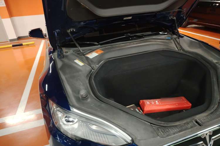 Used Tesla Model S 2016 S P90D Engine Bay Right