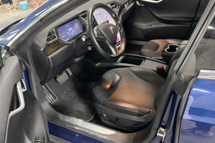 Used Tesla Model S 2016 S 75 Interior 2