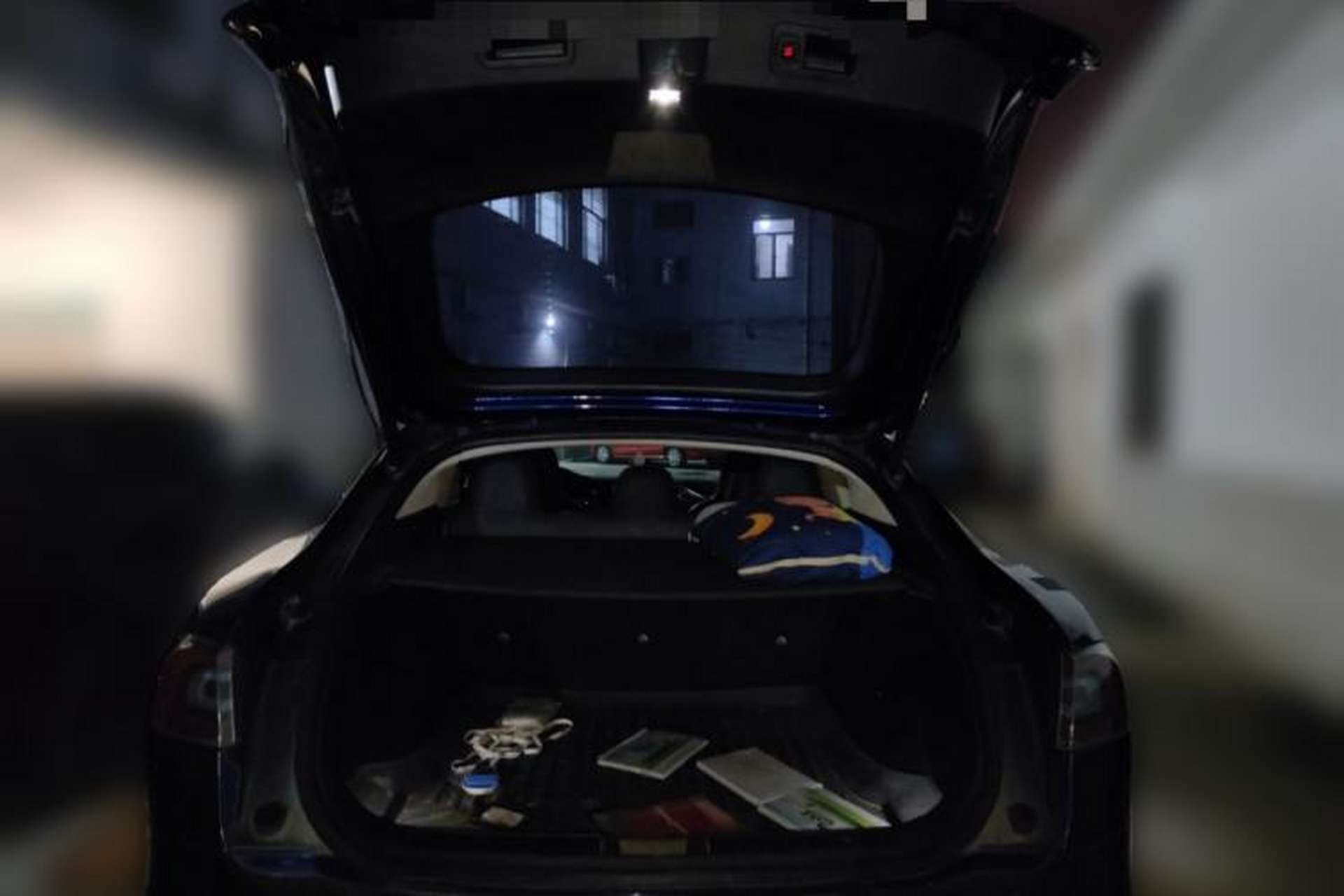Used Tesla Model S 2016 S P90D Trunk
