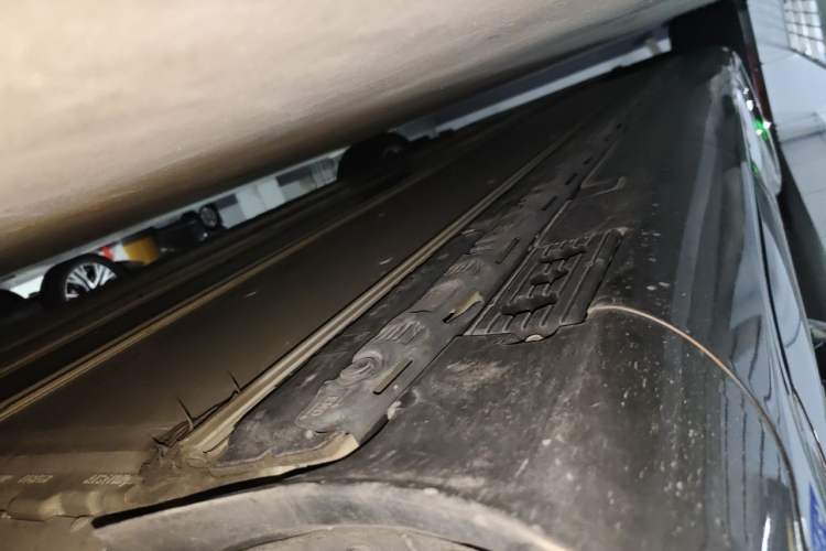 Used Tesla Model S 2016 S 90D Chassis Rear Left