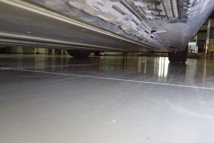 Used Tesla Model S 2016 S 75D Chassis Rear Right