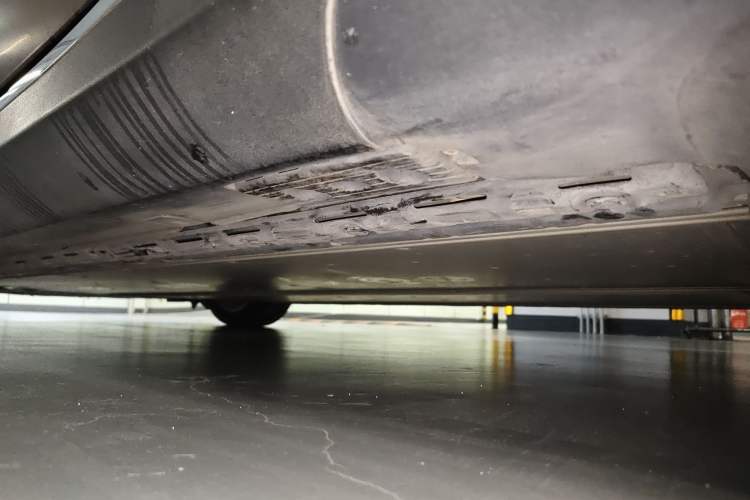 Used Tesla Model S 2016 S 70D Chassis Rear Left