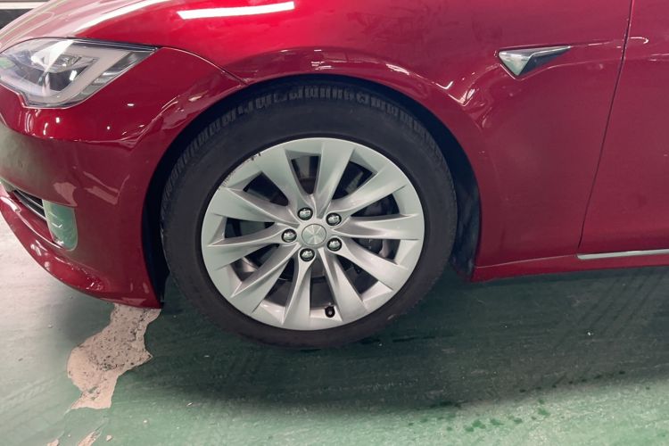 Used Tesla Model S 2016 S 75 Left Front Wheel Hub