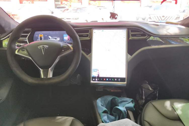 Used Tesla Model S  Center Console