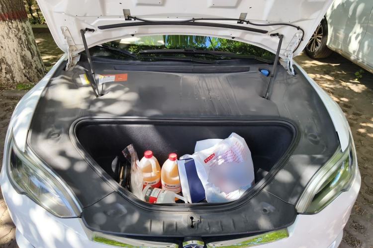 Used Tesla Model S  Engine Bay