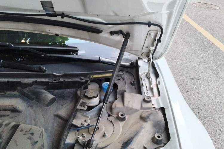 Used Tesla Model S 2016 S P90D Engine Bay Left