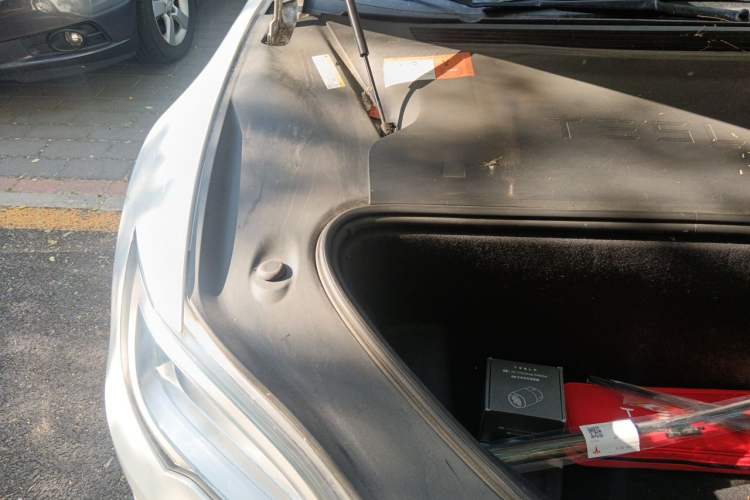 Used Tesla Model S 2016 S 60 Engine Bay Right