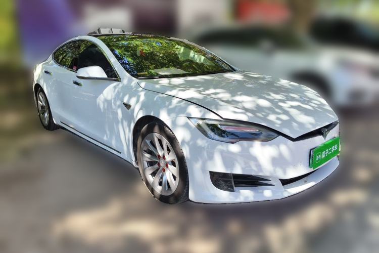Used Tesla Model S  Front Right 45 Deg