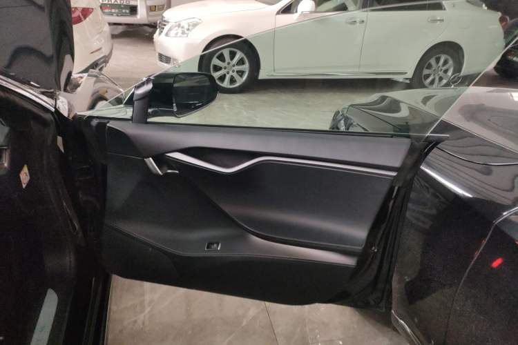 Used Tesla Model S 2017 S 100D Right Front Door Interior