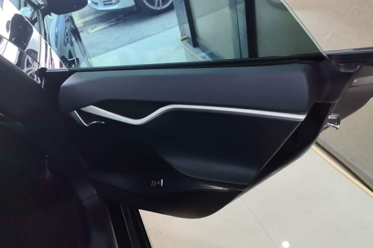 Used Tesla Model S 2017 S 100D Long Range Edition Right Rear Door Interior