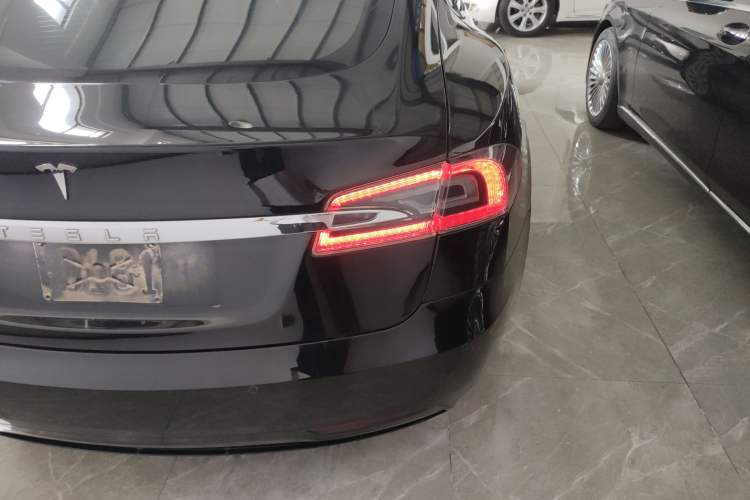 Used Tesla Model S 2017 S 100D Right Rear Taillight
