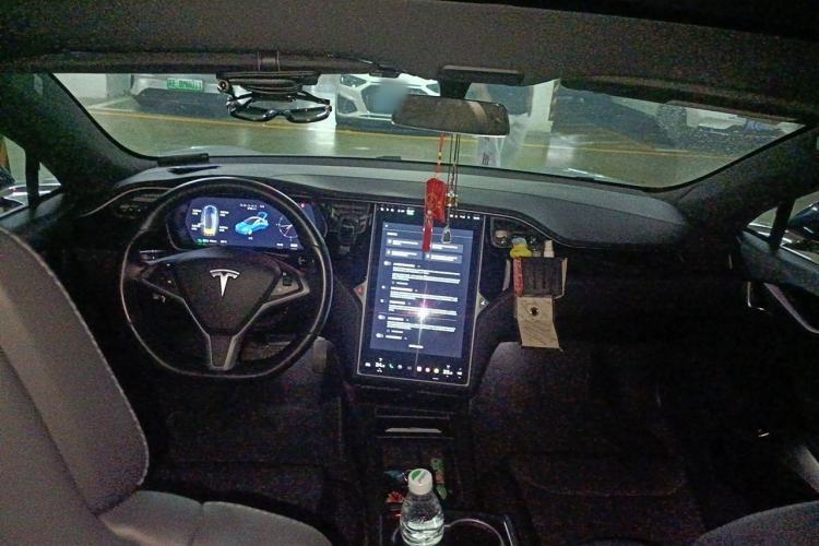 Used Tesla Model S 2017 S 75D Standard Range Edition Center Console