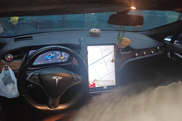 Used Tesla Model S 2017 S 75D Standard Range Edition Center Console