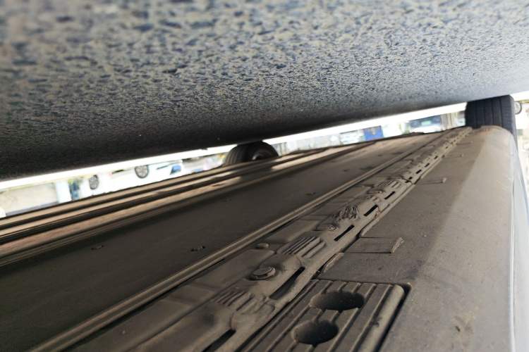 Used Tesla Model S 2017 S 75 Chassis Front Right