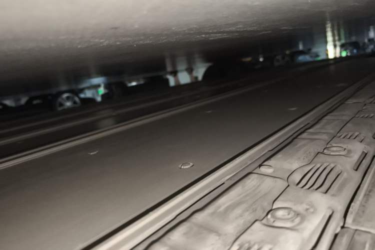 Used Tesla Model S 2017 S 90D Chassis Rear Left