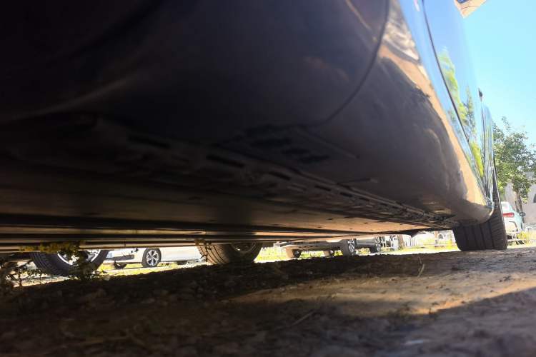 Used Tesla Model S 2017 S 75D Standard Range Edition Chassis Rear Right