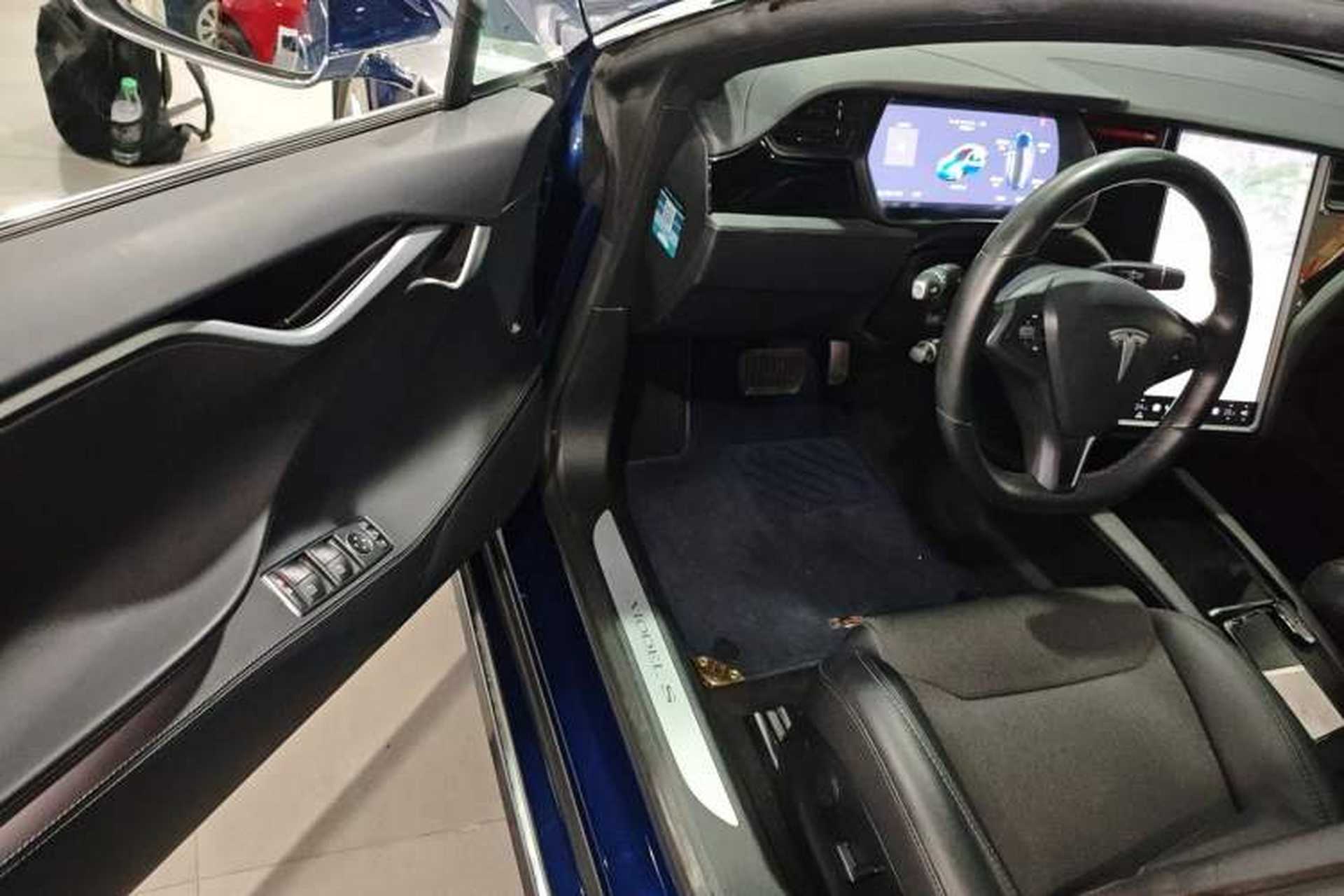 Used Tesla Model S 2017 S 75D Standard Range Edition Driver Seat