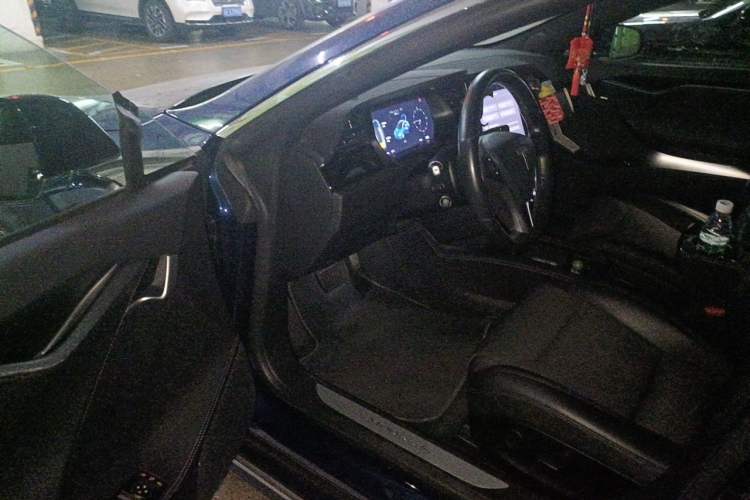 Used Tesla Model S 2017 S 75D Standard Range Edition Driver Seat