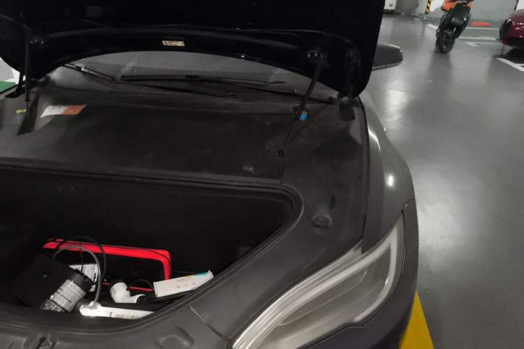 Used Tesla Model S 2017 S 90D Engine Bay Left